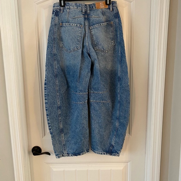 We The Free Good Luck Barrel Jeans Relaxed Fit - Picture 6 of 9